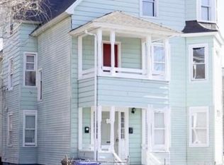 3 Hillside Pl FLOOR 1, Springfield, MA 01105