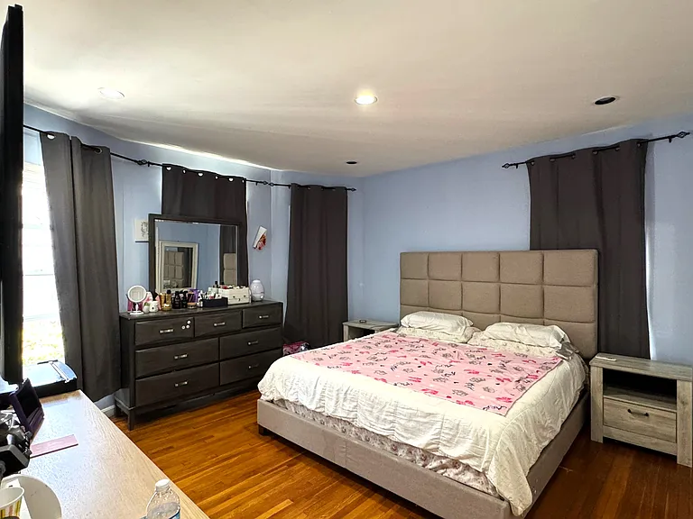 16 Gould Ave #2 — Photo 9