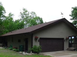35050 Hanna Rd, Cohasset, MN 55721