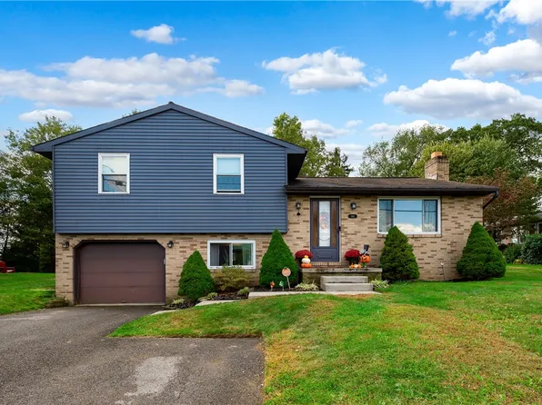 144 Hampton Ct, Butler, PA 16002