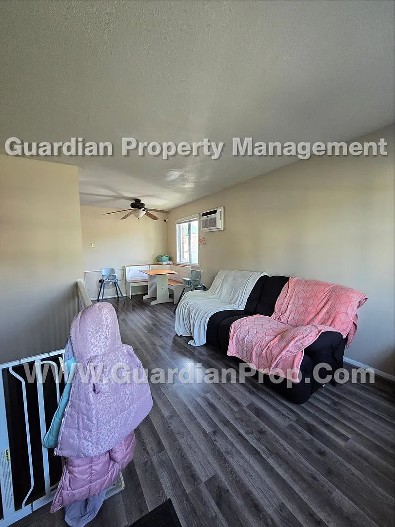 7660 Edgewood Drive — Photo 3