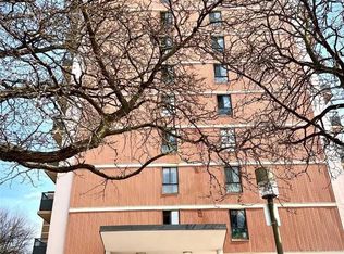 2721 Victoria Park Ave #1004, Toronto, ON M1T 3N6