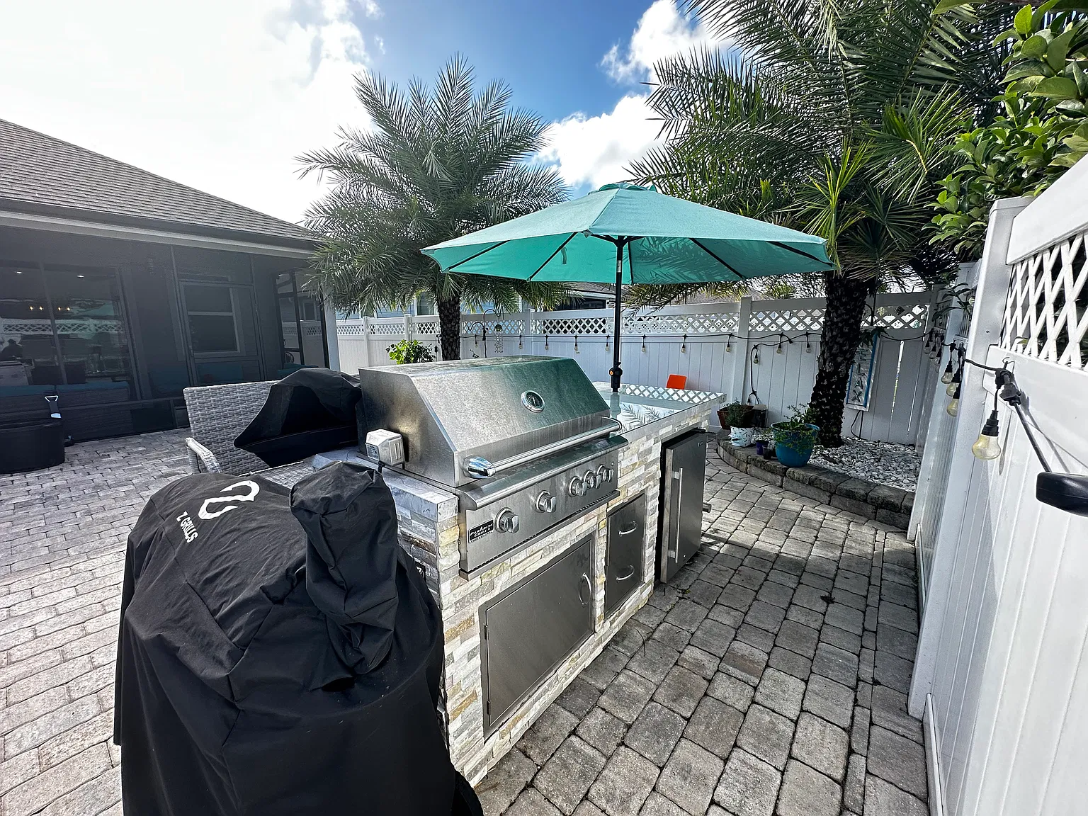 4 bed, 1779 sqft, $2,900 — Photo 2