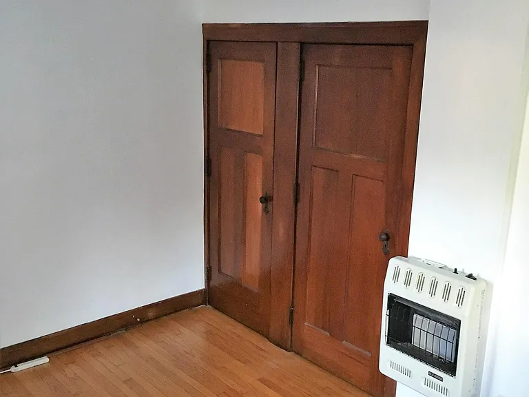 136 Lexington Ave #1 — Photo 13