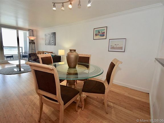 5th image of 1717 N Bayshore Dr Unit A-4039