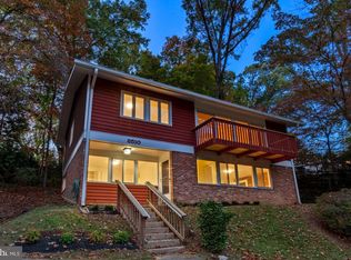 8510 Fenway Rd, Bethesda, MD 20817