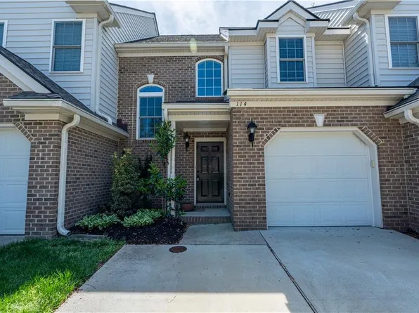 114 Bluff Ter, Newport News, VA 23602