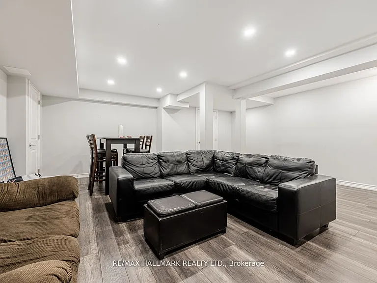 7 Calamint Ln — Photo 17