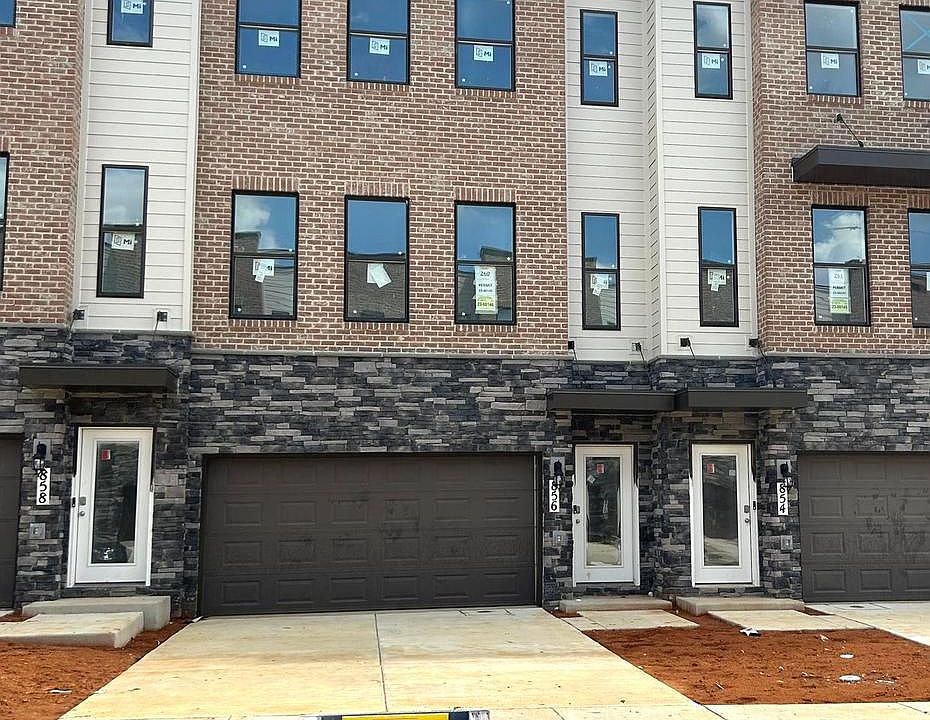 1st image of 856 Amity St