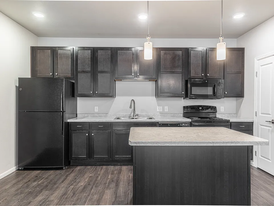 Port View Apartments