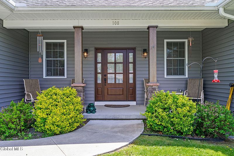 3rd image of 108 Green Avenue
