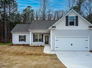 119 Jasmine Ln, Lagrange, GA 30241