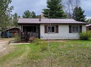 10414 Washington Rd, Saint Helen, MI 48656