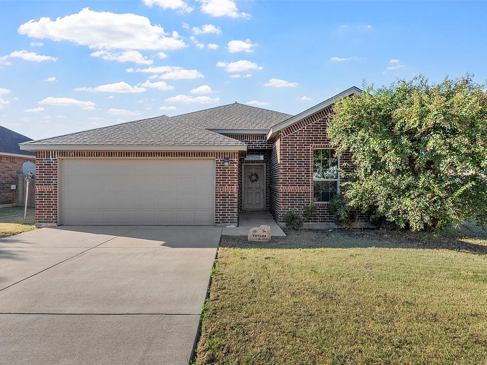 1st image of 424 Stoneridge Dr