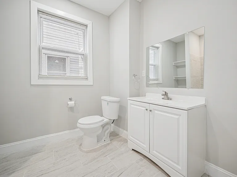 5033 Walnut St #2 — Photo 11