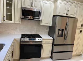 7481R Elm Ct, Monmouth Junction, NJ 08852