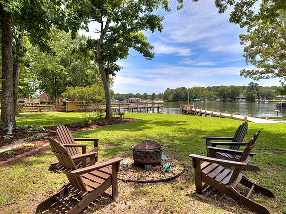 5th image of 13 Ridge Lake Dr