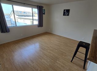 4446 W 136th St APT 8, Hawthorne, CA 90250