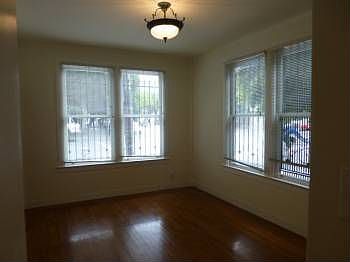 4th image of 1589 Waller St