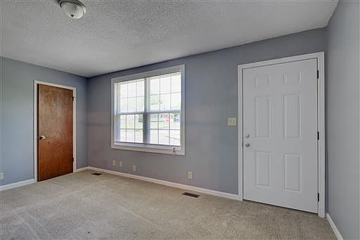 2nd image of 202 King St