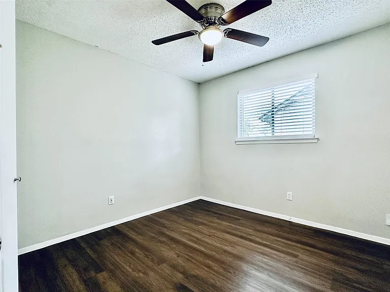 1504 Sagebrush Dr — Photo 17