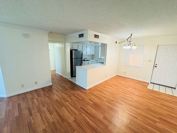 2nd image of 1880 N Congress Ave APT 203