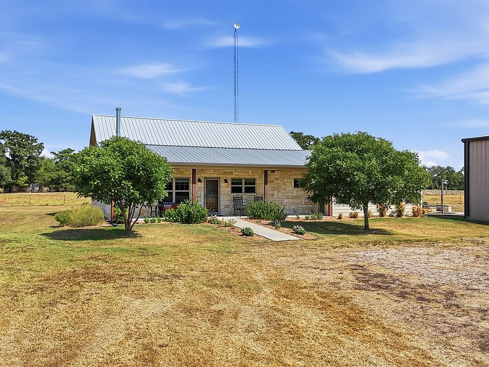 1st image of 2109 County Road 1185