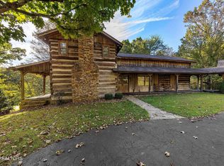 9633 Stringtown Rd, Strawberry Plains, TN 37871