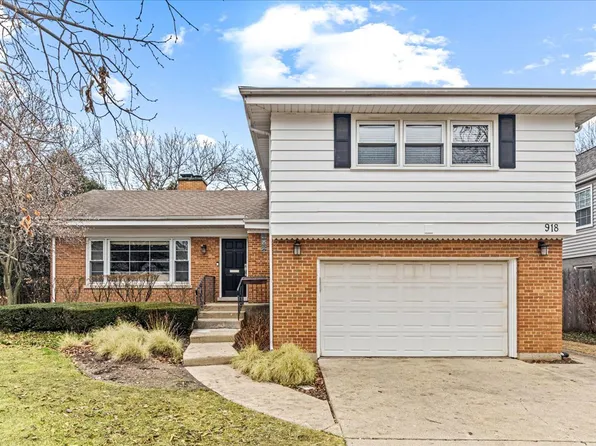 918 Oxford Rd, Deerfield, IL 60015