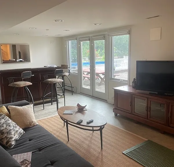 Larkington Dr — Photo 25