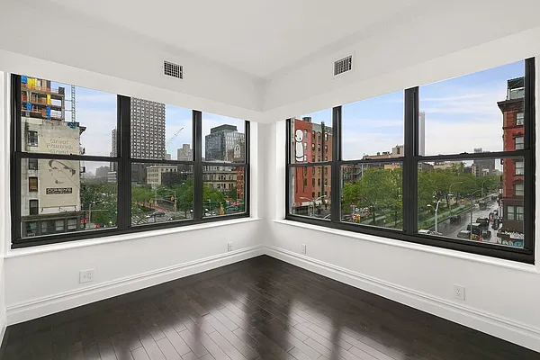 Rented by Compass | media 2