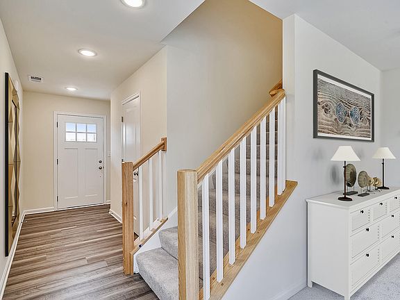 5th image of 321 Gilliland Rd