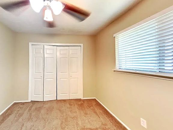 5th image of 15819 Corsair Rd