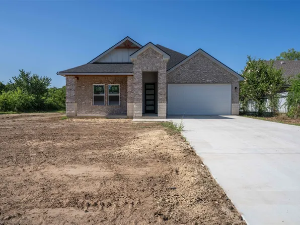 5208 Cox St, Fort Worth, TX 76105