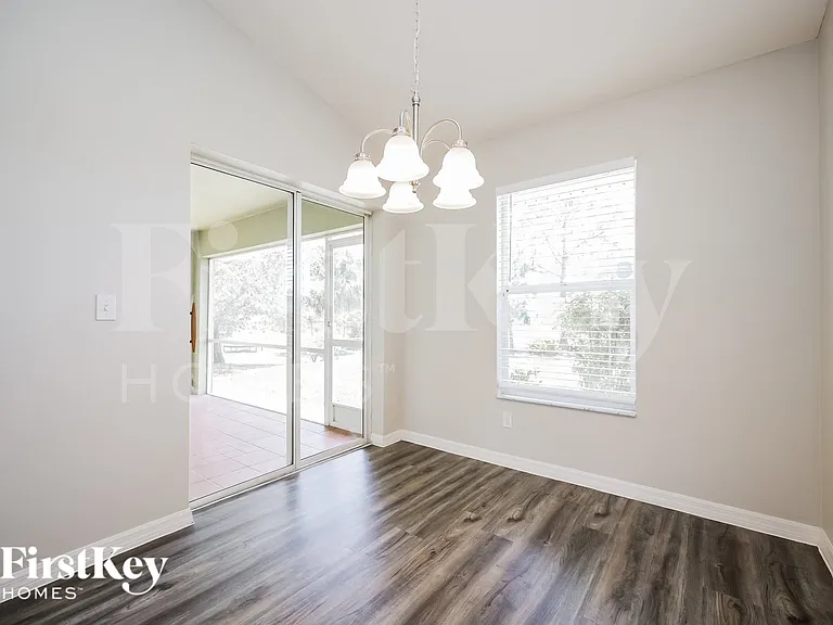 3013 25th St SW — Photo 5