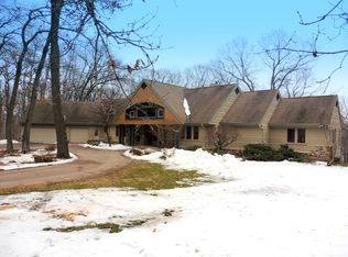 4166 Observatory Rd, Cross Plains, WI 53528