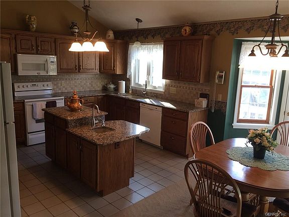 4th image of 5872 Hopewell Dr