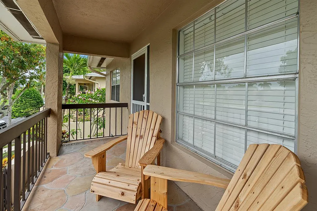 2 bed, 2.0 bath, 1221 sqft, $2,500 — Photo 3