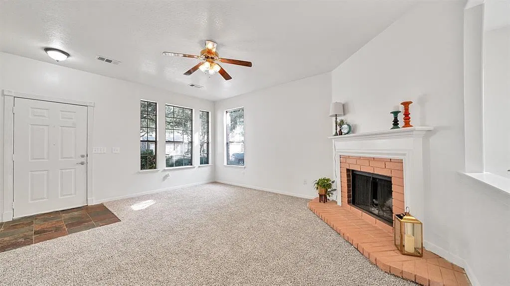 3 bed, 2.0 bath, 1534 sqft, $1,890 — Photo 1