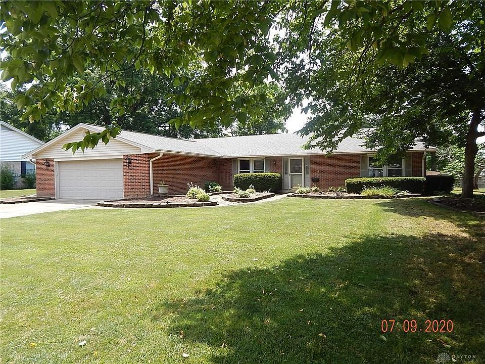 1st image of 9713 Rose Arbor Dr
