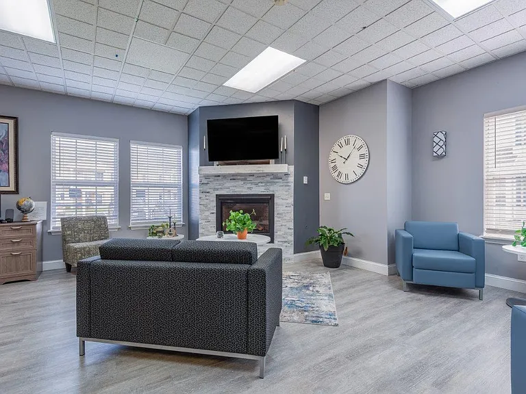 Westview Commons Apartment Homes — Photo 15