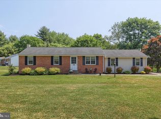 528 E Avondale Rd, West Grove, PA 19390