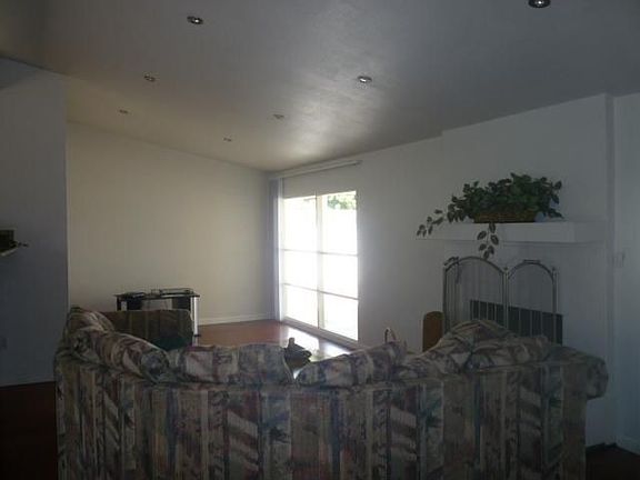 4th image of 9265 Irvington Ave