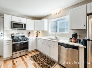 3660 N Jasmine St, Denver, CO 80207