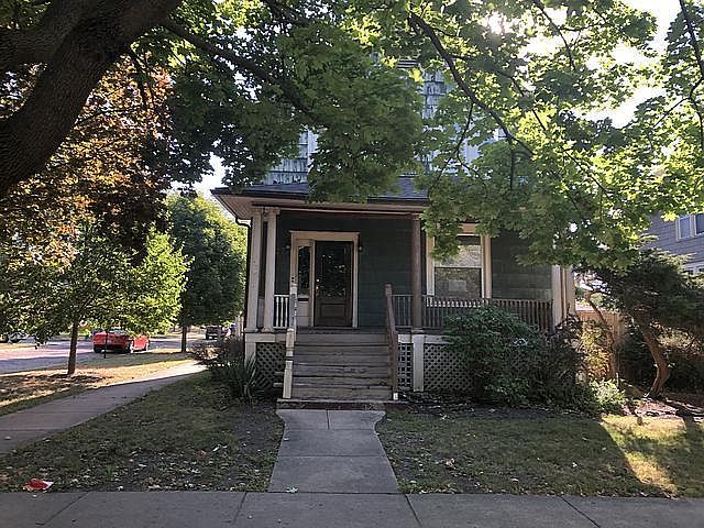 1st image of 227 N 3rd Ave