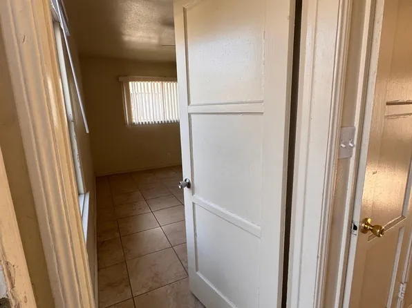 560 W Vesta St #7, Ontario, CA 91762