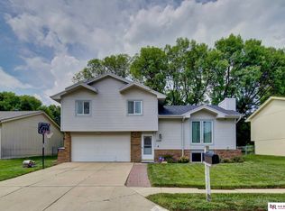 2316 Georgetown Pl, Bellevue, NE 68123