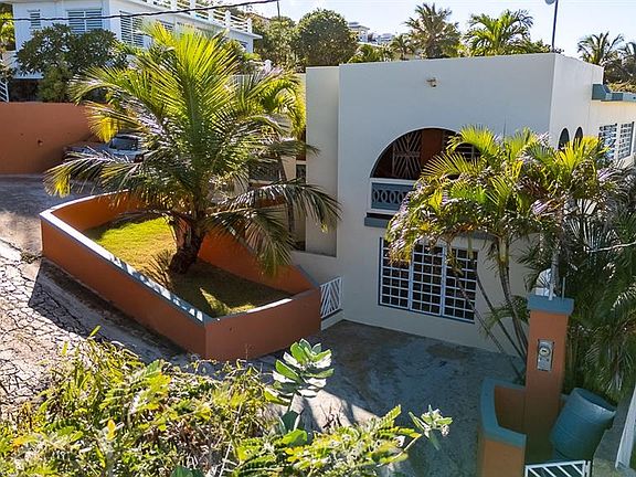 2nd image of 327 Bravos