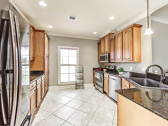 5th image of 445 Sugar Highland Blvd