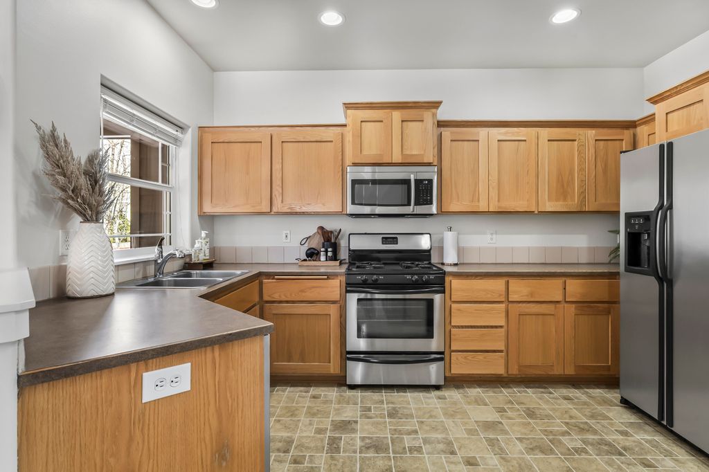 21380 Oakview Dr, Bend, OR - View 5